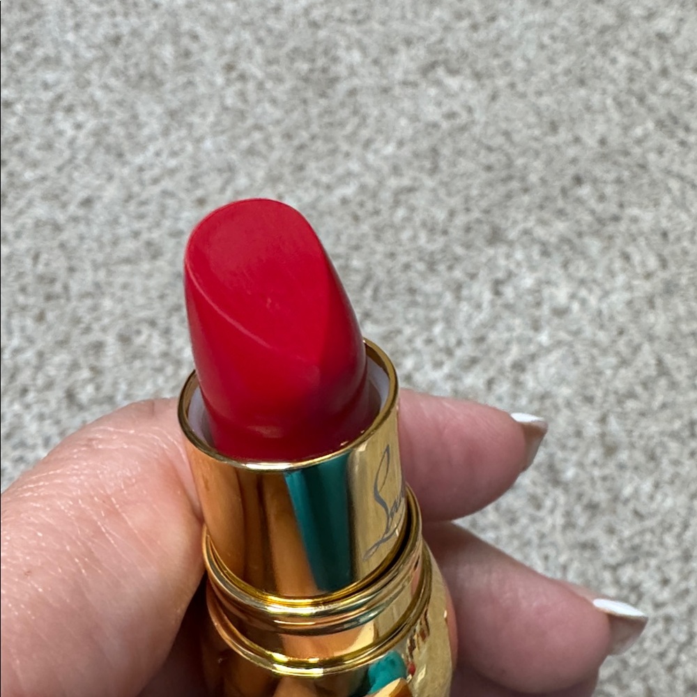 Christian Louboutin Silky Satin Lip Colour Torerra 500 Red Tester - Picture 4 of 8